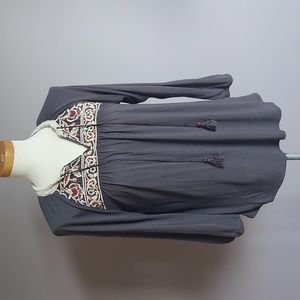 Anthropologie | Embroidered 3/4 sleeve blouse